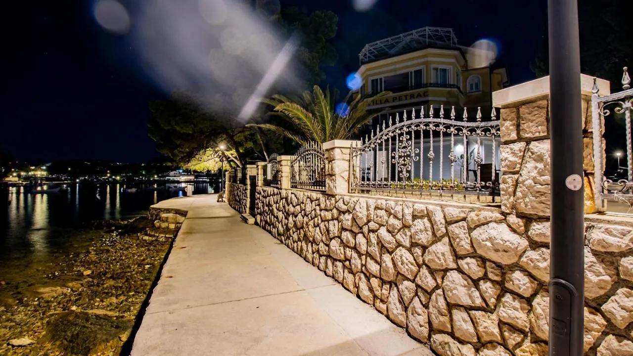 Apartment Villa Petrac - App1 Banjol Croatia