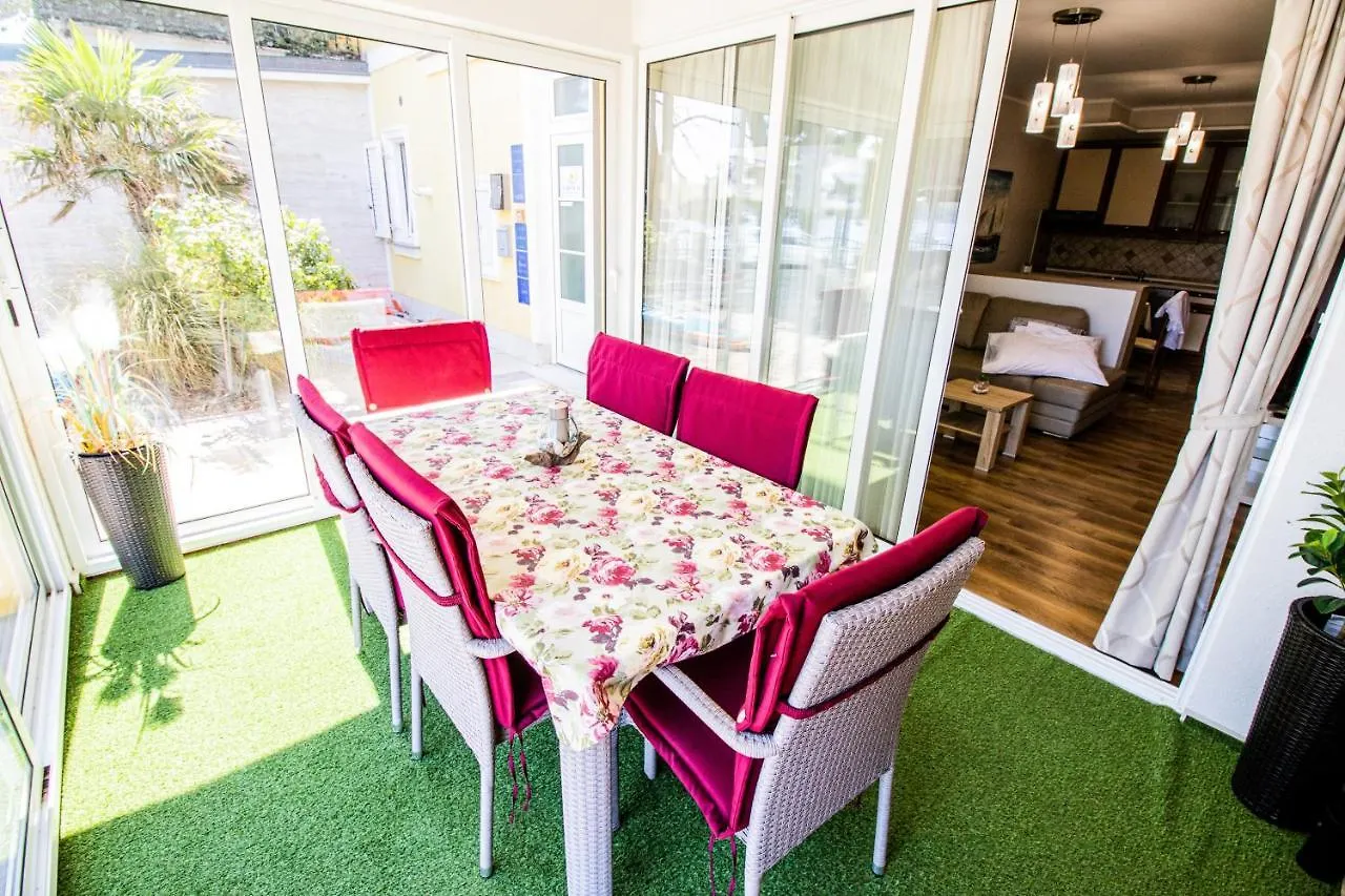 Villa Petrac - App1 Banjol Croatia